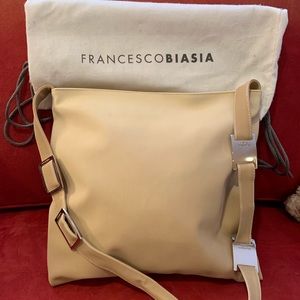 Francesco Biasia cream leather crossover bag